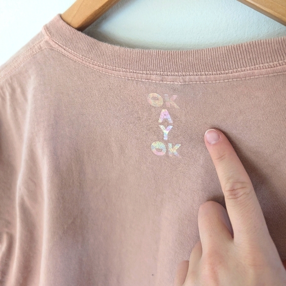 OKAYOK Iridescent Squiggles Dusty Rose Boxy Tee (M) - Picture 6 of 14